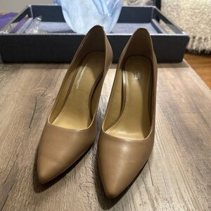 Michael Kors heels size 9